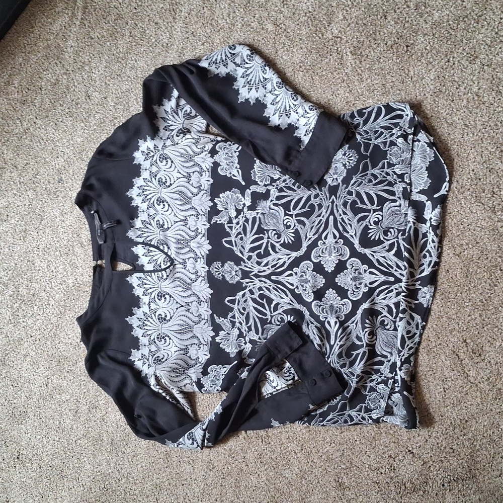 BCBGMAXAZRIA Black and White Pattern Tunic Top - Size L